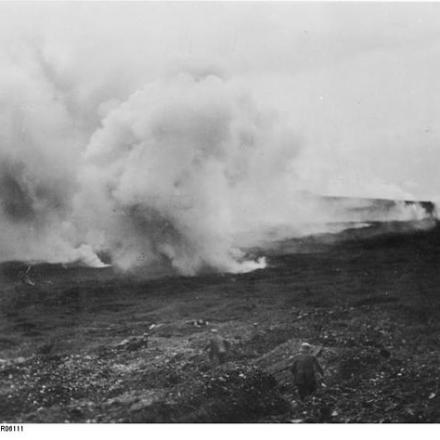Tiro di sbarramento tedesco sul fronte di Verdun. Fonte: wikimedia commons