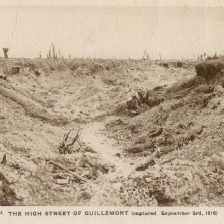 La strada principale di Guillemont - Fonte: Cartolina, Daily Mail