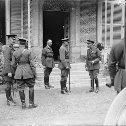 Re George V con il Generale Sir Douglas Haig - Fonte: © IWM (Q 953)