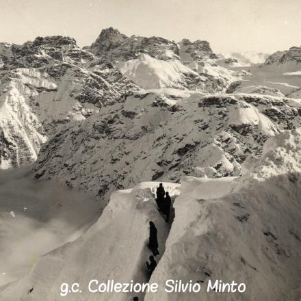 Soldati sulle Dolomiti - Fonte: Archivio Storico Dal Molin, collezione Silvio Minto