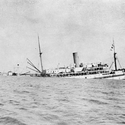 Affondamento HMHS Gloucester Castle - Fonte: © IWM (Q 70000)