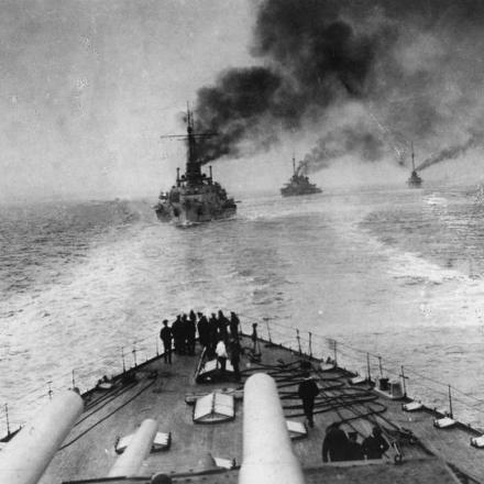 Navi da guerra della marina tedesca in navigazione. © IWM (Q 87502)