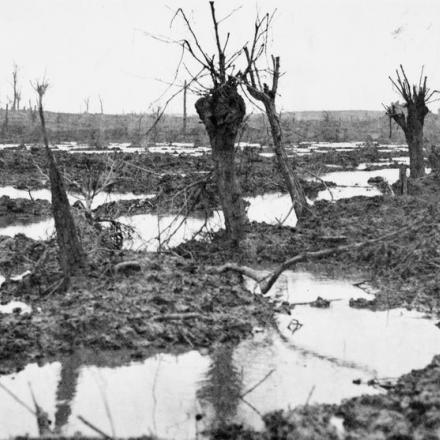 Terza battaglia di Ypres, il fango di Passchendaele. © IWM (E(AUS) 1200)