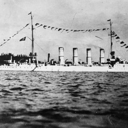 L'incrociatore da battaglia SMS Breslau con i colori turchi a Costantinopoli. © IWM Q 51042