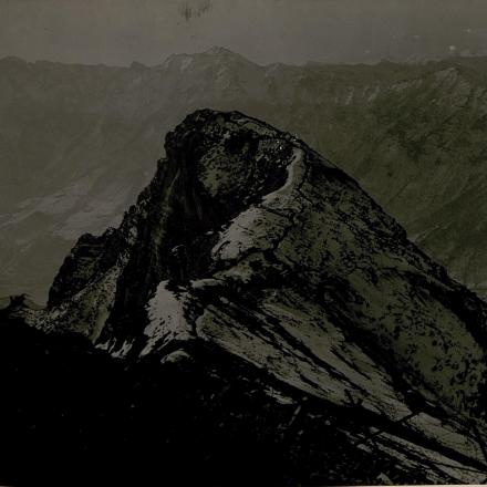 Il monte Corno da quota 1801 occupata dagli austro-ungarici. © bildarchivaustria.at_Preview_15511881.jpg