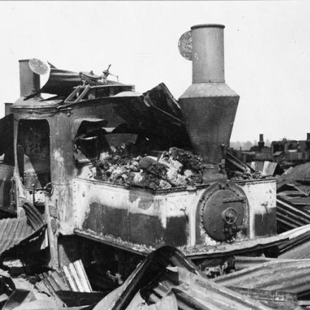 Distruzione della ferrovia e delle locomotive vicino a Soissons, giugno 1918. © IWM (Q 87766).