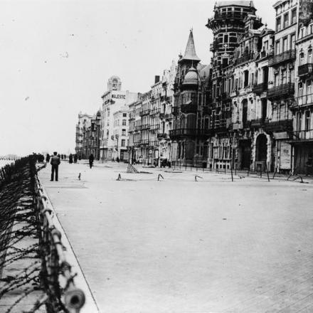 Una veduta del lungomare di Ostenda dopo la liberazione, ottobre 1918. © IWM (Q 3299A)