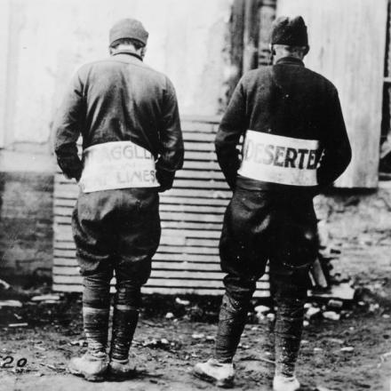 Metodi usati dagli americani per contrassegnare ritardatari e disertori. Florent, 5 novembre 1918. © IWM (Q 70742)
