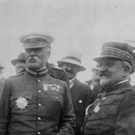 Il generale John French a Parigi