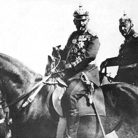 Il Kaiser Guglielmo II e il generale  von Moltke.