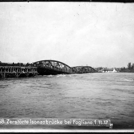 Ponte sull'Isonzo distrutto a Fogliano durante la ritirata. Archives Austria n. 1658