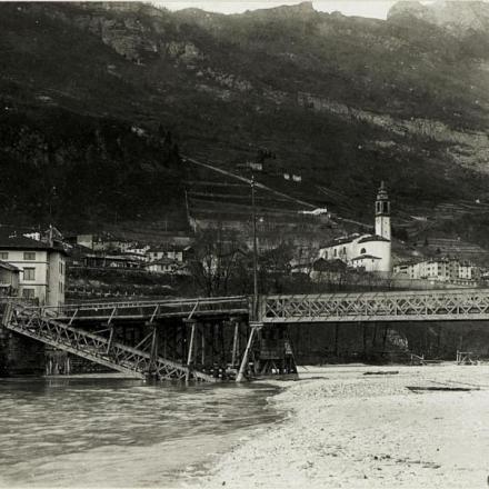 Ponte distrutto a Longarone ©  bildarchivaustria.at_Preview_15417515