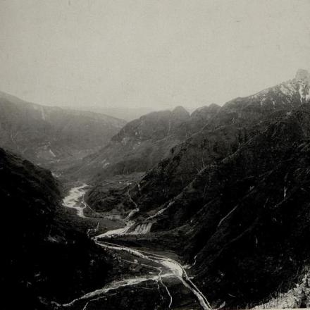 Vista sulla Val d'Astico dal forte Gschwendt nel maggio 1916. © bildarchivaustria.at_Preview_15533951