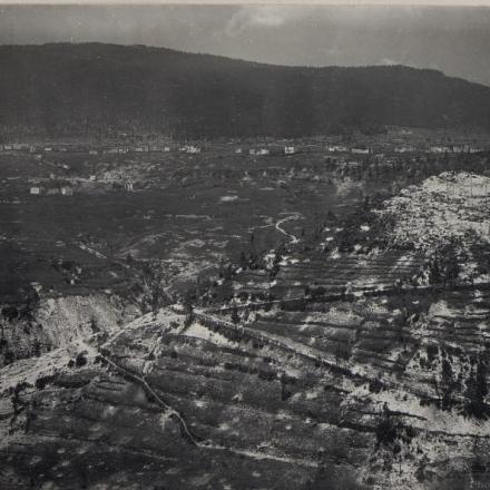 Dal cimitero di Canove (Asiago)  panorama Monte Erio e Spitz della Bisa. © bildarchivaustria.at_Preview_15647206