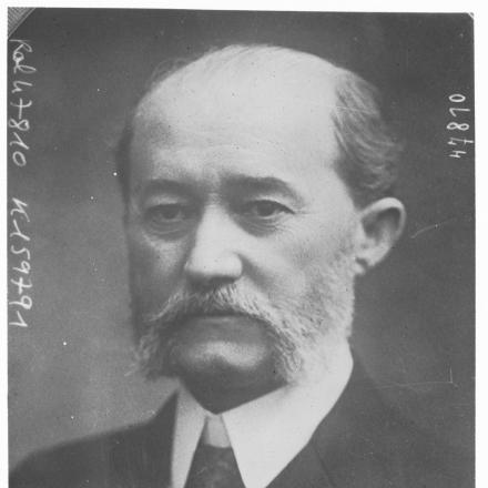 Emanoil Porumbaru, Ministro degli Affari Esteri della Romania. © B. N. F.  - Agence Rol ark_12148_btv1b6952257b