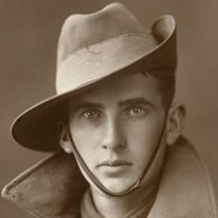 Piero Jahier. Fonte: quattropassinellastoria