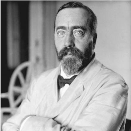 Bernhard Dernburg