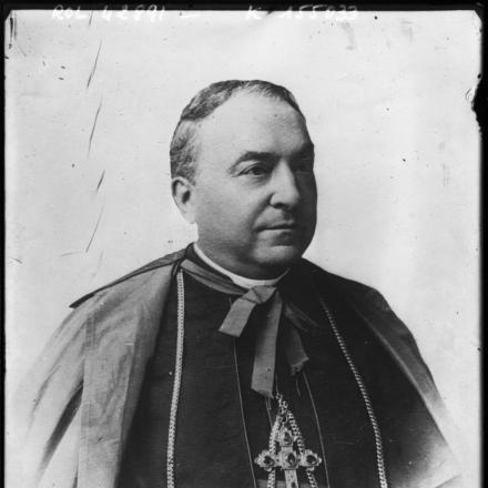 Il Cardinale Pietro Gasparri. © B. N. F.  - Agence Rol ark_12148_btv1b6932310q