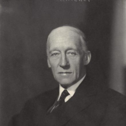 Arthur Ponsonby © Photo: Elliott & Fry - Public Domain