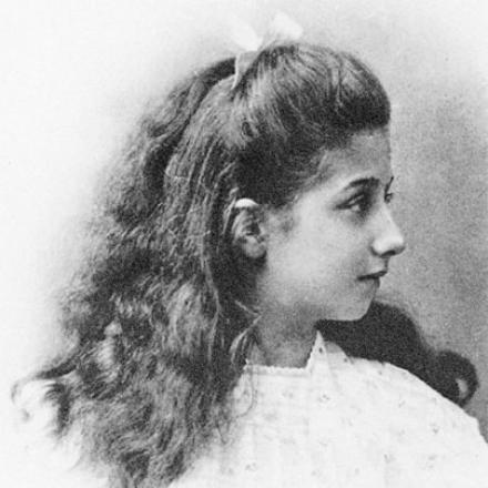 Mercedes Jellinek. CC BY-SA 3.0 it.wikipedia.org 