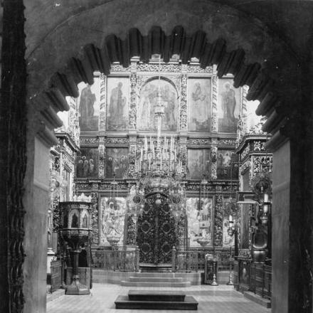 Una veduta dell'interno della Cattedrale di Pskov, 1918. © IWM Q 86596