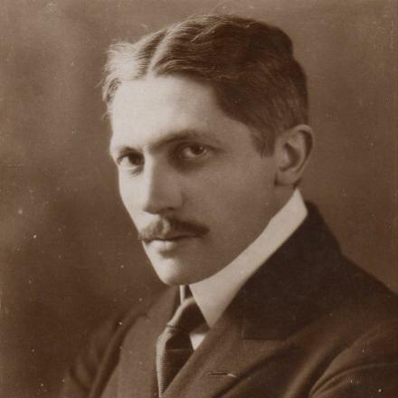 Il commentatore di politica e storico francese Jacques Pierre Bainville. © Frédéric Boissonnas - wikipedia  public domain 