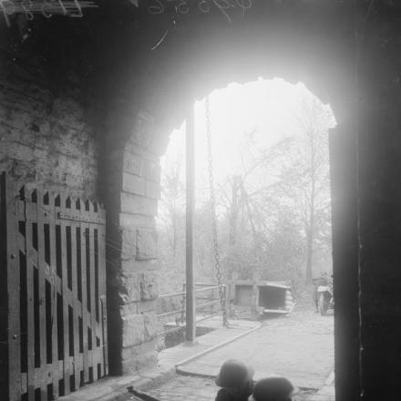 Le Villars Barracks, ex Cittadella, in cui i prigionieri britannici erano confinati. Cambrai, 12 ottobre 1918. © IWM (Q 9556)