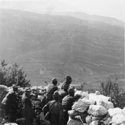 Una pattuglia della Legione Czeco-Slovacca sul fronte italiano. © IWM (Q 65298)