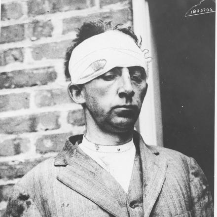 Erich Muenter dopo la sua cattura nel 1915 © Wikimedia Commons - author unknown - public domain